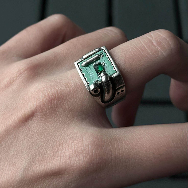 Anello con motivo PCB ispirato - Tech Inspired Accessories recensione e prezzo