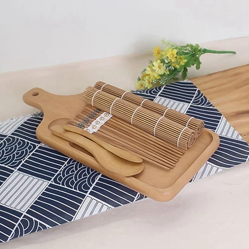 9 Pz/set FAI DA TE Sushi Maker - Tech Accessories And Gadgets recensione e prezzo